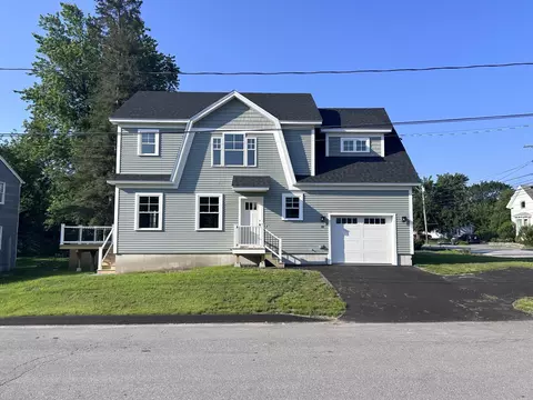 Exterior - 18 Green St, Westbrook, ME 04092 photo 1 of 8
