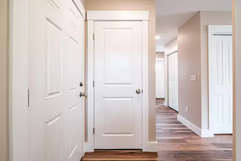 Entry Way - 18 Green St, Westbrook, ME 04092 photo 3 of 13