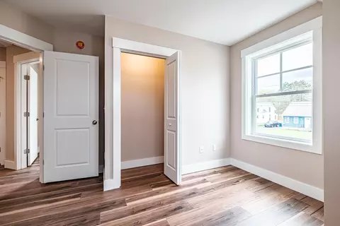Bedroom - 18 Green St, Westbrook, ME 04092 photo 7 of 10