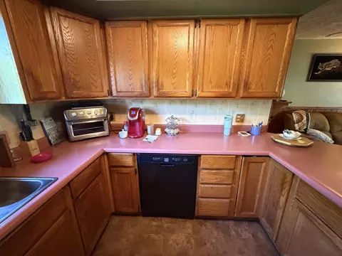 Kitchen - 1 County Rd, Greene, ME 04236 photo 7 of 10