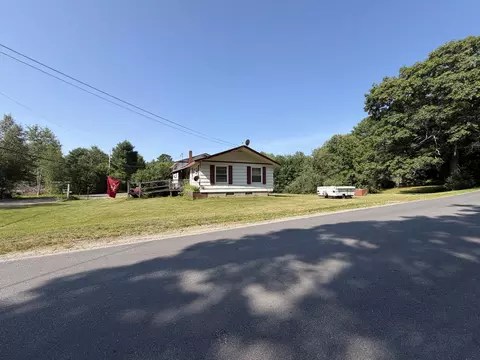 Exterior - 1 County Rd, Greene, ME 04236 photo 5 of 30