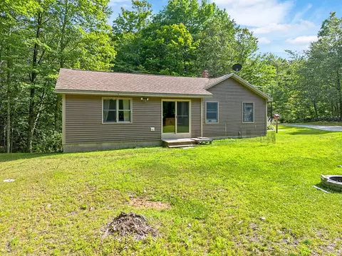 Exterior - 60 Quarry Dr, Readfield, ME 04355 photo 3 of 10
