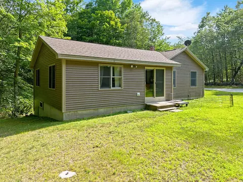 Exterior - 60 Quarry Dr, Readfield, ME 04355 photo 4 of 10