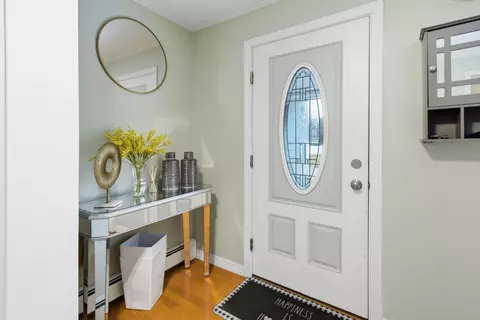 Entry Way - 7 Champlain Ave, Lewiston, ME 04240 photo 1 of 2