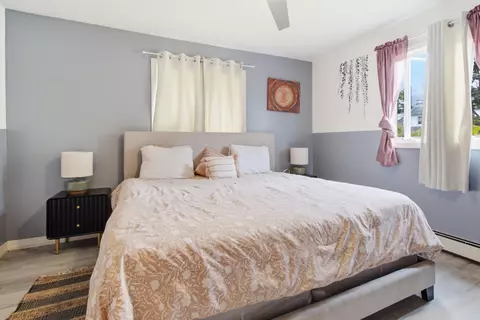 Bedroom - 7 Champlain Ave, Lewiston, ME 04240 photo 6 of 10