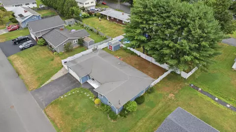 View/Area - 7 Champlain Ave, Lewiston, ME 04240 photo 5 of 15