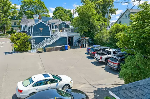 Exterior - 30 Shore Rd, Ogunquit, ME 03907 photo 7 of 8