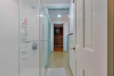 Entry Way - 8 Eastman Rd, Springvale, ME 04083 photo 6 of 7