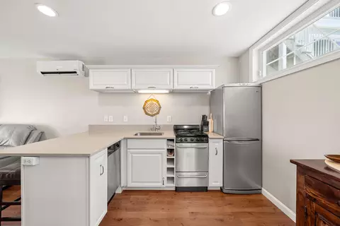 Kitchen - 113 Perkins Cove Rd, Ogunquit, ME 03907 photo 1 of 4