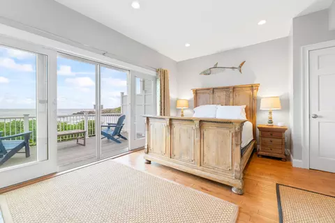 Bedroom - 115 Perkins Cove Rd, Ogunquit, ME 03907 photo 6 of 7