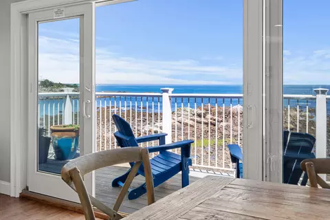 Dining - 115 Perkins Cove Rd, Ogunquit, ME 03907 photo 1 of 2