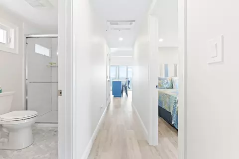 Entry Way - 117 Perkins Cove Rd, Ogunquit, ME 03907 photo 4 of 4