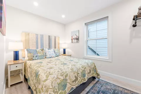 Bedroom - 117 Perkins Cove Rd, Ogunquit, ME 03907 photo 1 of 8