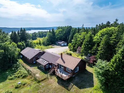 93 Stagecoach Rd, East Machias, ME 04630