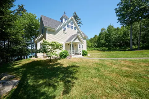 Exterior - 32 Ocean Ridge Rd, Cushing, ME 04563 photo 2 of 20