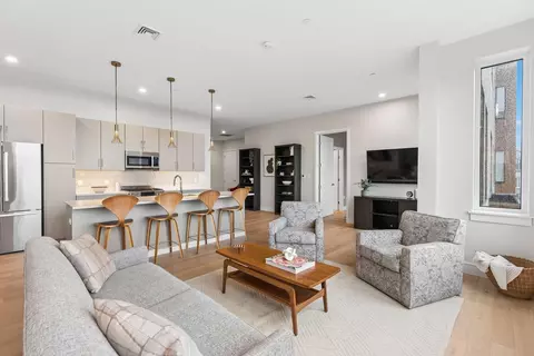 99 Federal St #403, Portland, ME 04101
