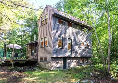 89 Conners Rd, Bucksport, ME 04416
