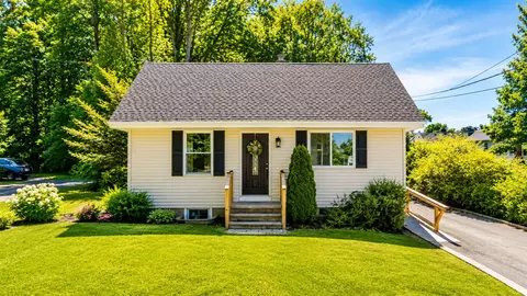11 Idaho St, Portland, ME 04103
