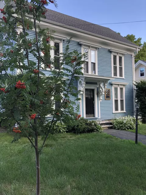 23 Mechanic St, Bucksport, ME 04416