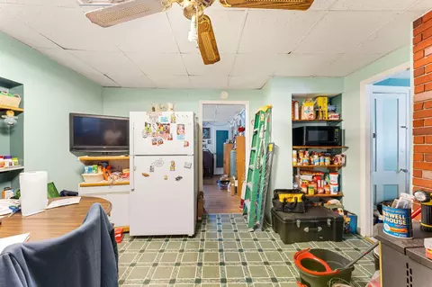 Kitchen - 15 Dummer Street Ct, Bath, ME 04530 photo 4 of 5