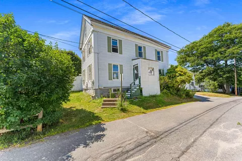 Exterior - 15 Dummer Street Ct, Bath, ME 04530 photo 3 of 6