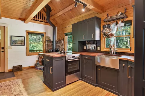 Kitchen - 148 Small Point Rd, Phippsburg, ME 04562 photo 5 of 6
