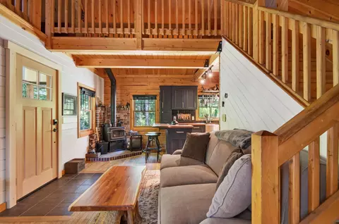Living - 148 Small Point Rd, Phippsburg, ME 04562 photo 2 of 4