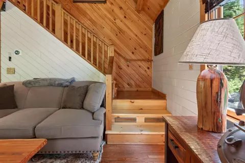 Living - 148 Small Point Rd, Phippsburg, ME 04562 photo 3 of 4