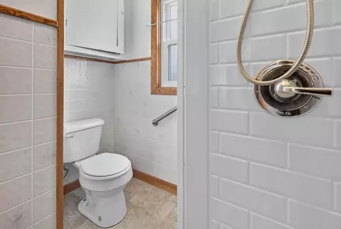Bath - 205 Bowdoin St, Millinocket, ME 04462 photo 2 of 3
