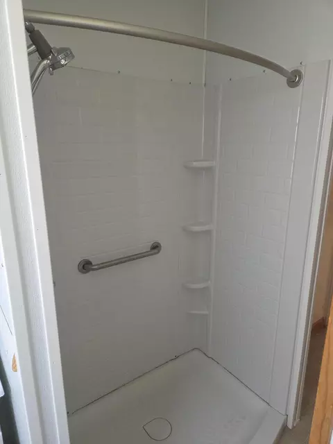 Bath - 205 Bowdoin St, Millinocket, ME 04462 photo 2 of 2