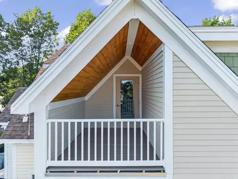 Exterior - 21 Beach Plum Ln, Ogunquit, ME 03907 photo 4 of 18