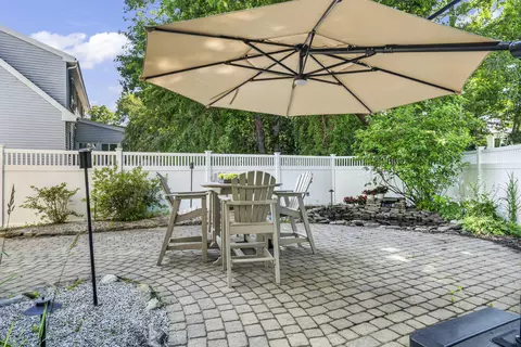 Exterior - 21 Beach Plum Ln, Ogunquit, ME 03907 photo 15 of 18
