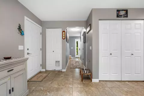 Entry Way - 406 Brann Rd, Levant, ME 04456 photo 3 of 8