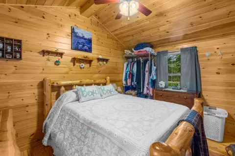 Bedroom - 406 Brann Rd, Levant, ME 04456 photo 5 of 6