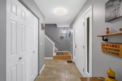 Entry Way - 406 Brann Rd, Levant, ME 04456 photo 2 of 8