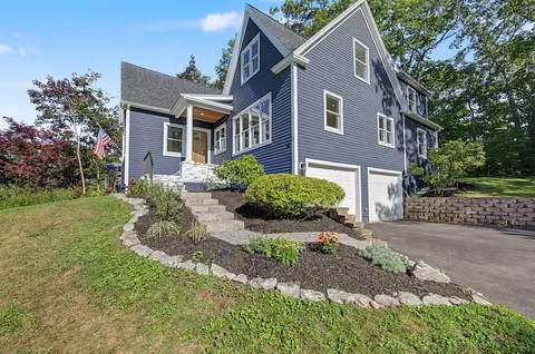 3 Pheasant Hill Rd, Cape Elizabeth, ME 04107