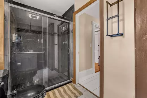 Bath - 80 Chamberlain St, Brewer, ME 04412 photo 2 of 3