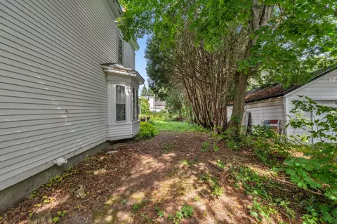 Exterior - 80 Chamberlain St, Brewer, ME 04412 photo 12 of 14