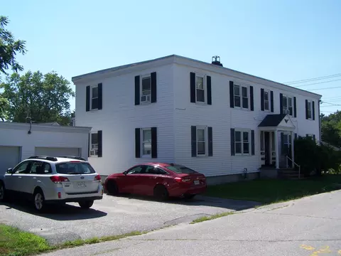 26-28 Wilson St, Lewiston, ME 04240