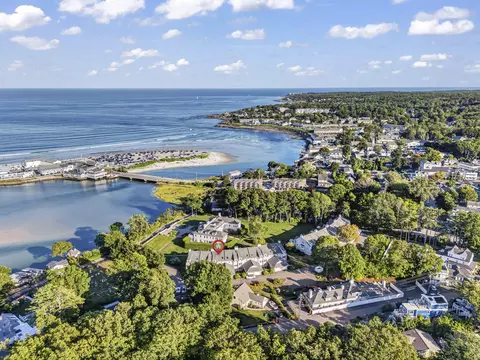 View/Area - 52 Dunelawn Dr #15, Ogunquit, ME 03907 photo 8 of 11
