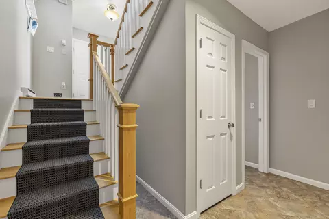 Entry Way - 52 Dunelawn Dr #15, Ogunquit, ME 03907 photo 6 of 7