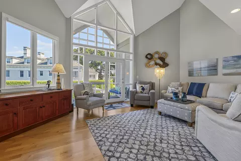 Living - 52 Dunelawn Dr #15, Ogunquit, ME 03907 photo 6 of 8