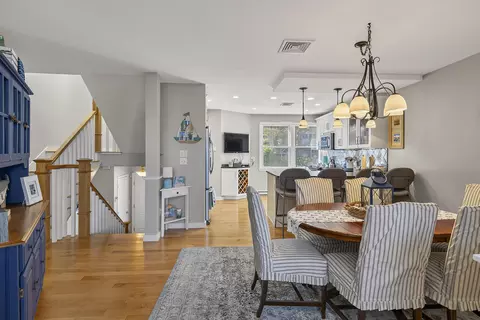 Dining - 52 Dunelawn Dr #15, Ogunquit, ME 03907 photo 2 of 4