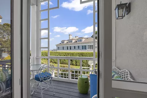 Exterior - 52 Dunelawn Dr #15, Ogunquit, ME 03907 photo 5 of 15