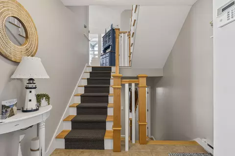Entry Way - 52 Dunelawn Dr #15, Ogunquit, ME 03907 photo 2 of 7