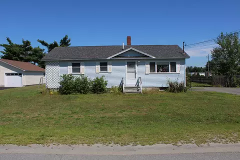20 Doctor Mann Rd, Skowhegan, ME 04976