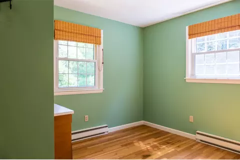 Bedroom - 39 Spar Cove Rd, Freeport, ME 04032 photo 1 of 12