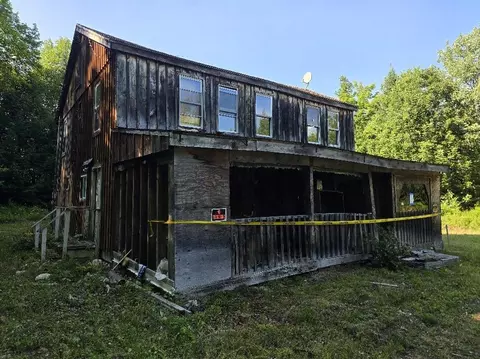498 Hartland Rd, Athens, ME 04912