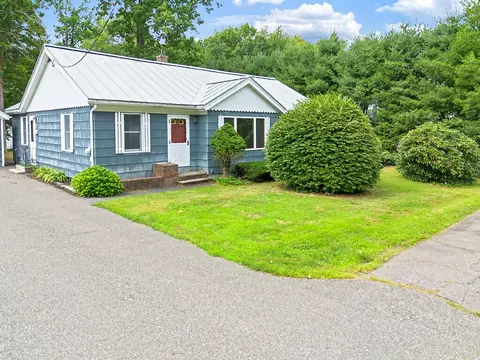 Exterior - 30 Smith St, Augusta, ME 04330 photo 6 of 10