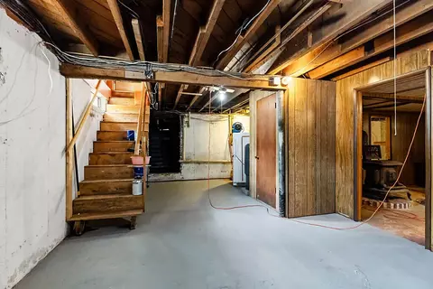 Entry Way - 30 Smith St, Augusta, ME 04330 photo 3 of 3